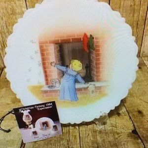 ‎Vintage Fenton 1984 Christmas Fantasy Plate Numbered